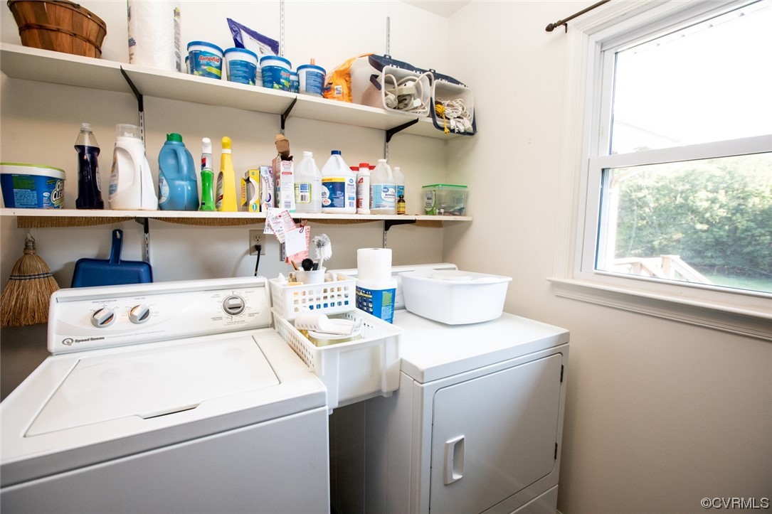 3384 Rice Creek Road Farmville, VA 23901 - Photo 33 of 50 a utility room with dryer and washer