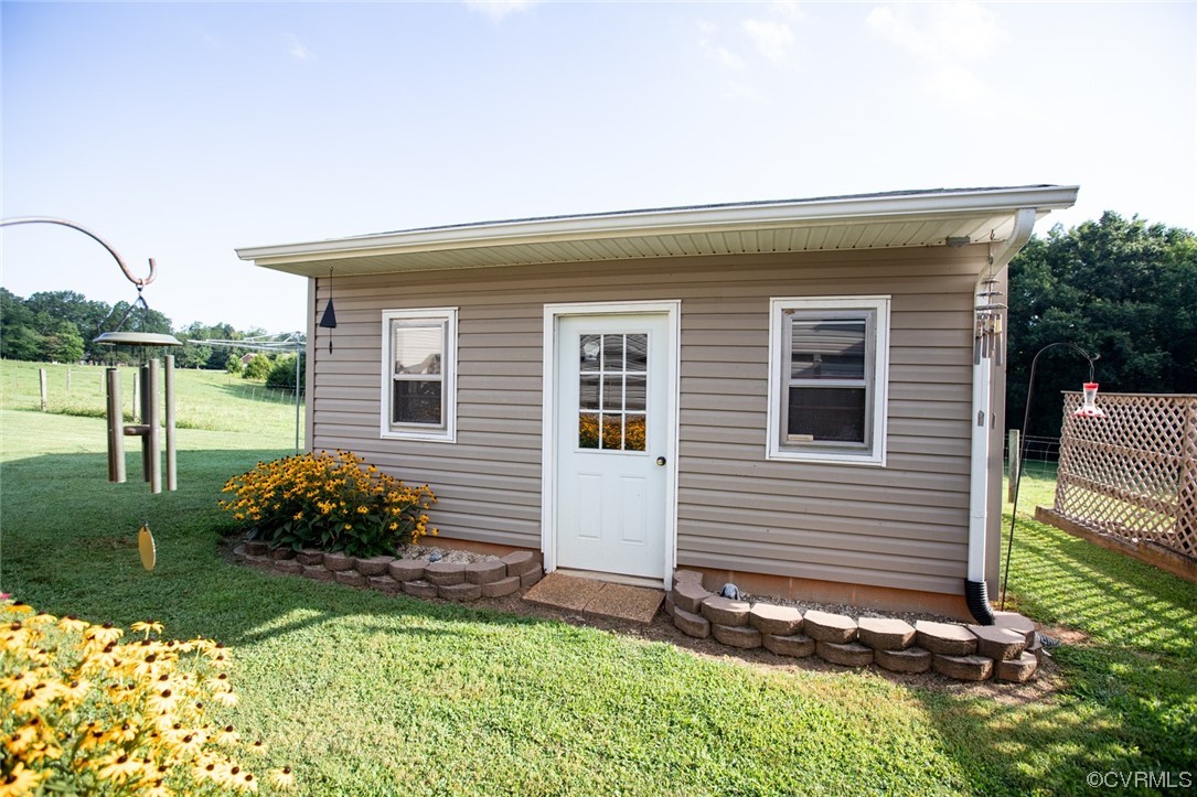 3384 Rice Creek Road Farmville, VA 23901 - Photo 6 of 50 a front view of a house with a yard