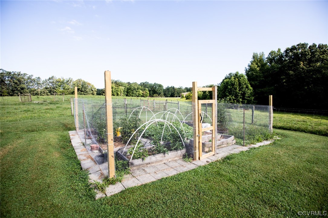 3384 Rice Creek Road Farmville, VA 23901 - Photo 7 of 50 a view of a park with slide
