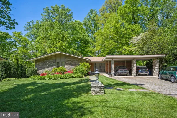 $6,550 | 6252 Clearwood Road, Bethesda, MD 20817
