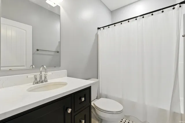 $650,000 | 2953 Bonfire Place, Fort Wayne, IN 46814