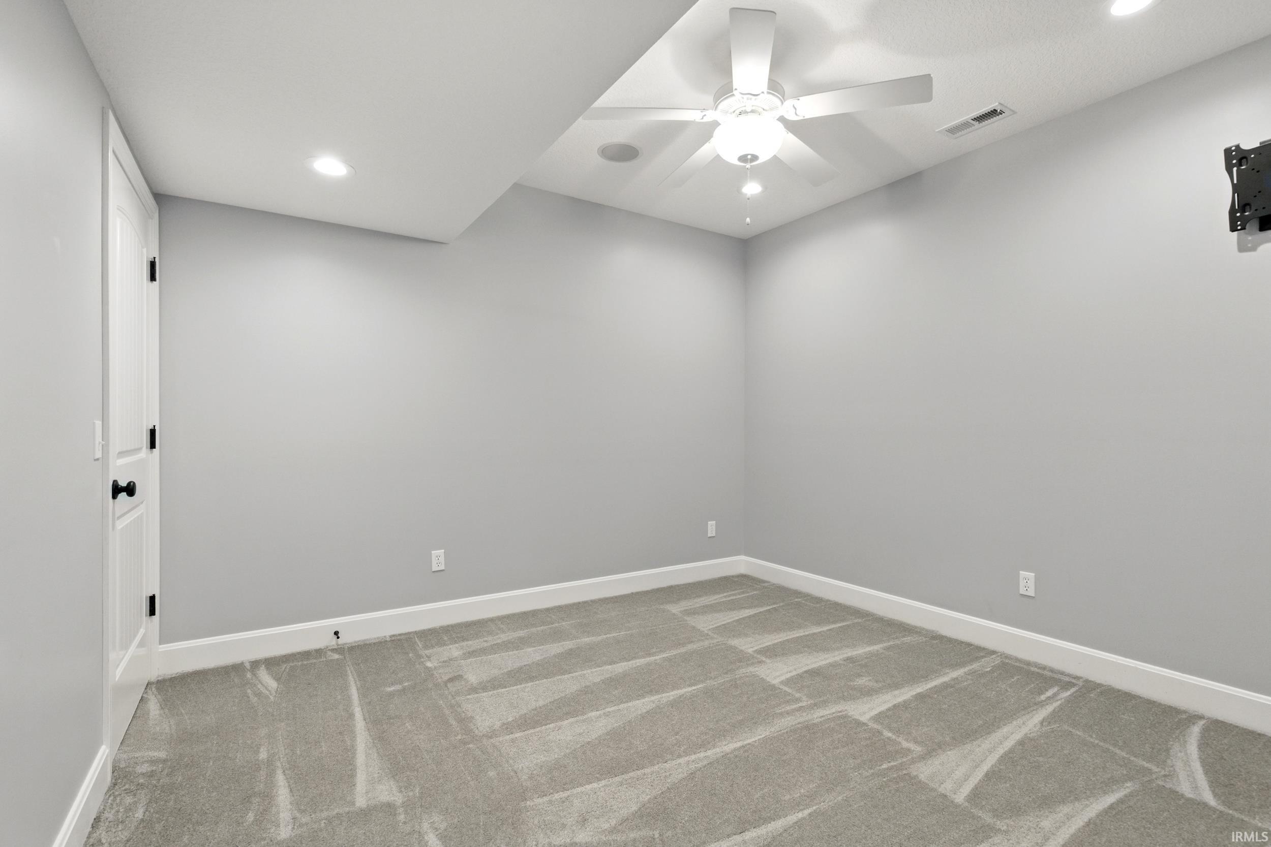 2953 Bonfire Place Fort Wayne, IN 46814 - Photo 24 of 36