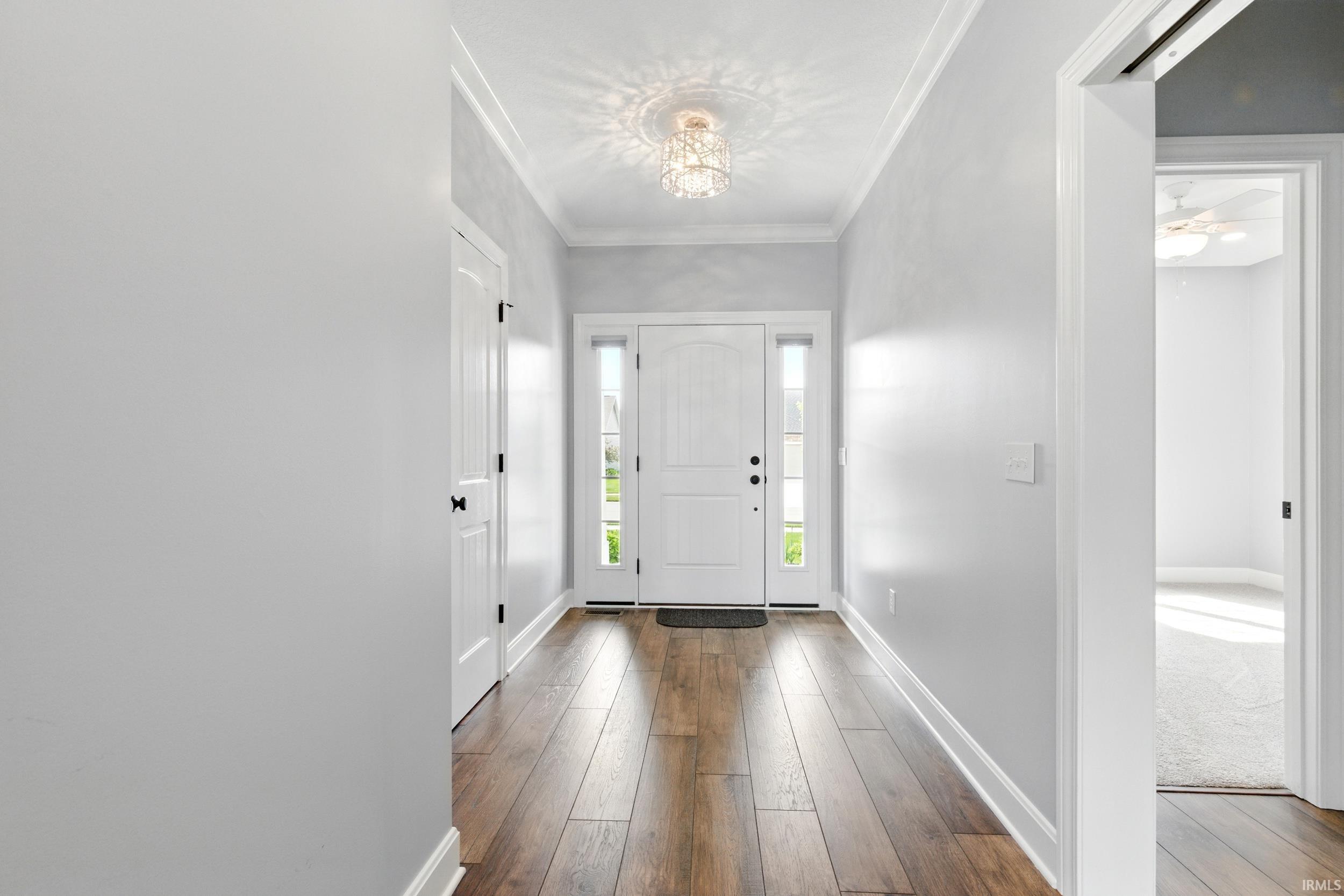 2953 Bonfire Place Fort Wayne, IN 46814 - Photo 3 of 36