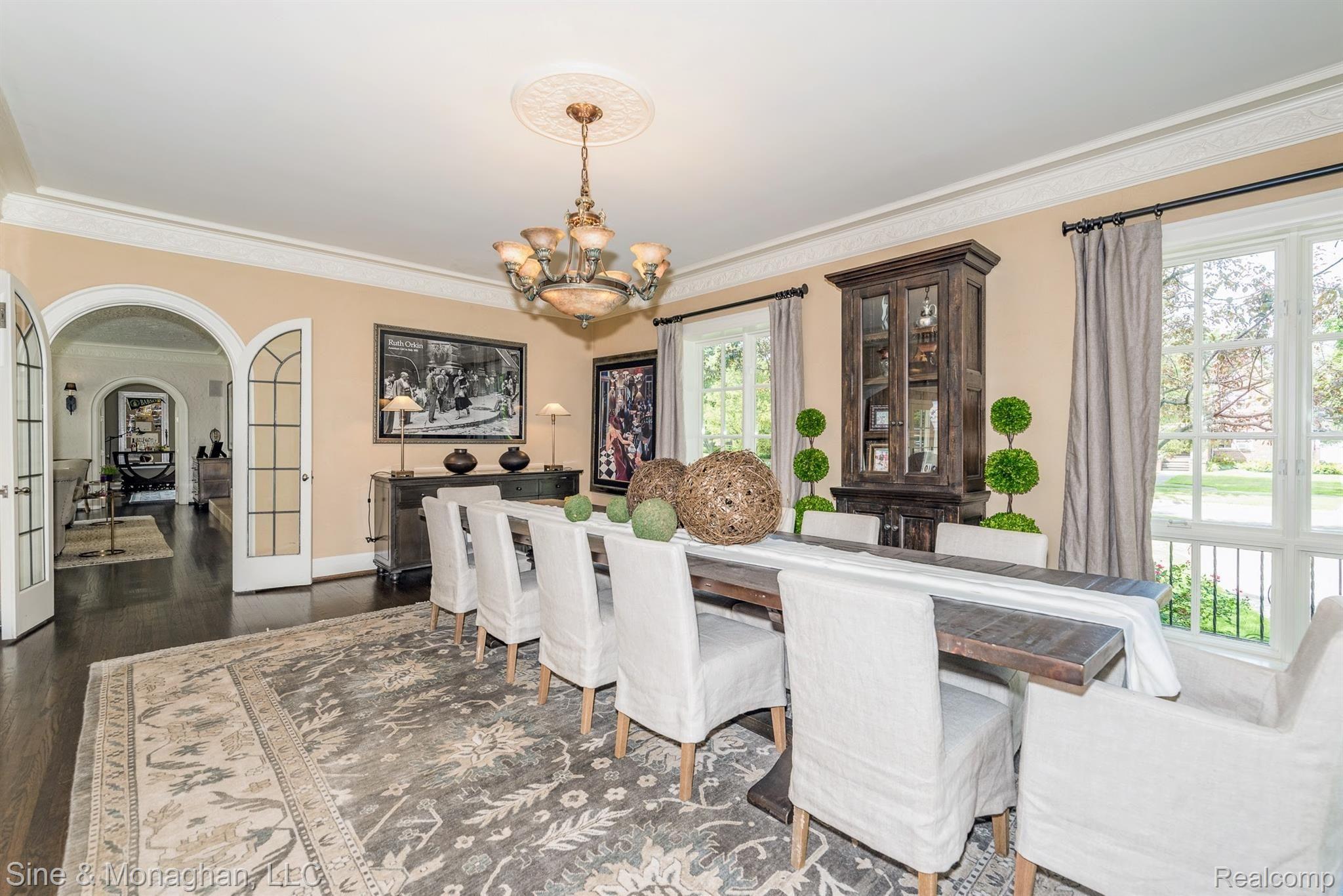 1040 Devonshire Road Grosse Pointe, MI 48230 - Photo 22 of 95 DSC_3557.jpg