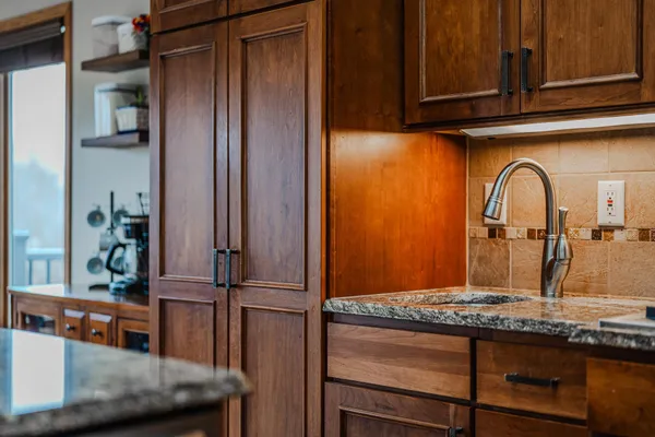 $650,000 | 2804 32nd Street South, Fargo, ND 58103