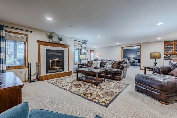 $650,000 | 2804 32nd Street South, Fargo, ND 58103