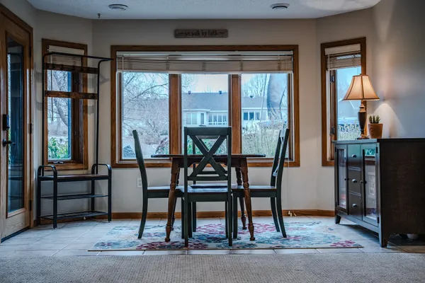$650,000 | 2804 32nd Street South, Fargo, ND 58103