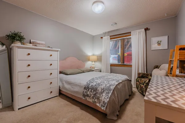 $650,000 | 2804 32nd Street South, Fargo, ND 58103