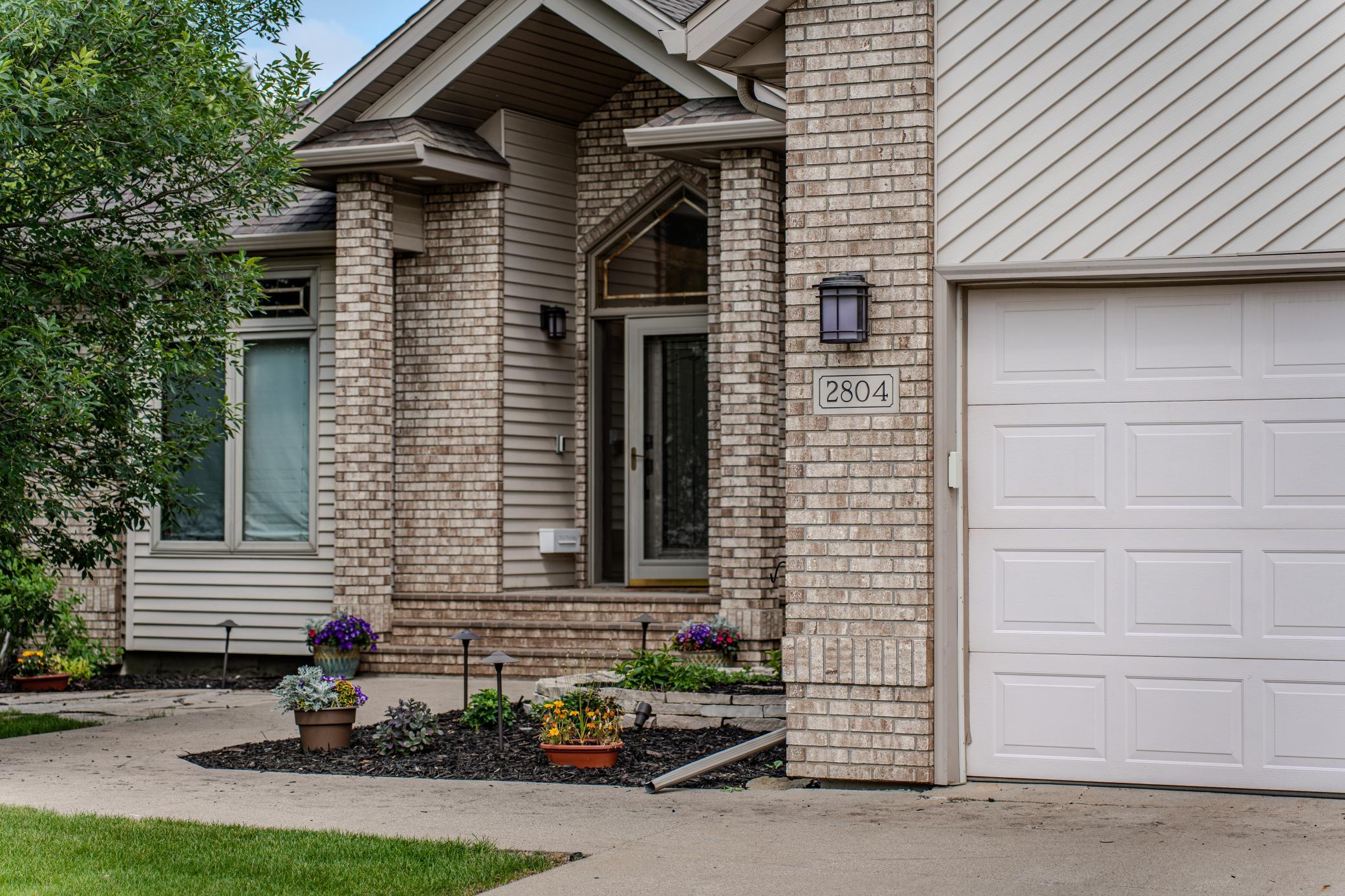 2804 32nd Street South Fargo, ND 58103 - Photo 9 of 47