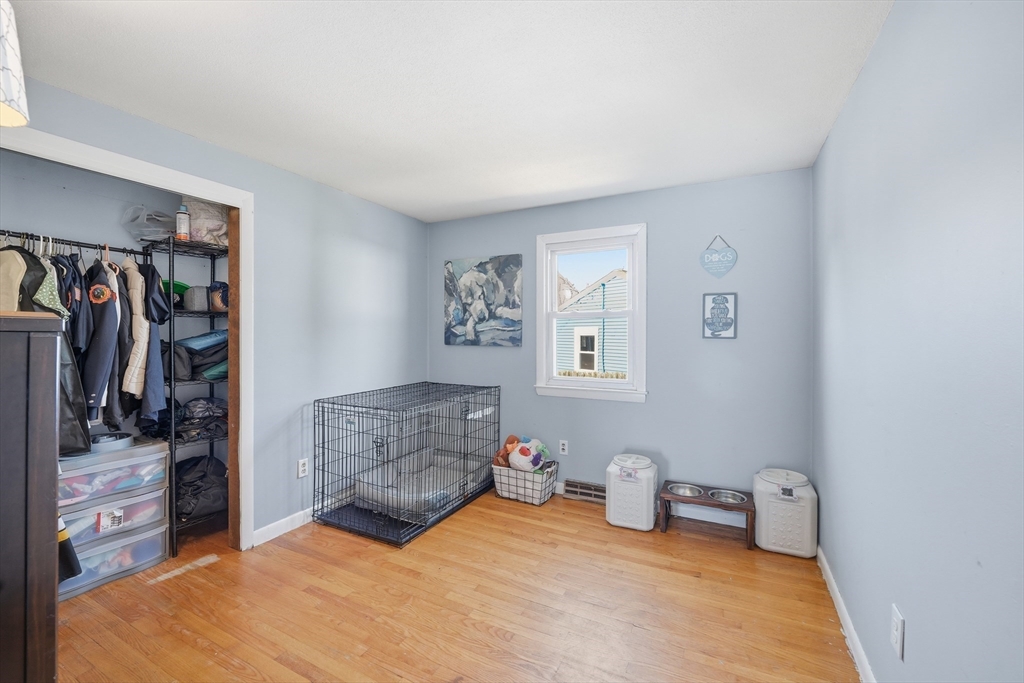 88 Agnes Street Springfield, MA 01118 - Photo 17 of 31