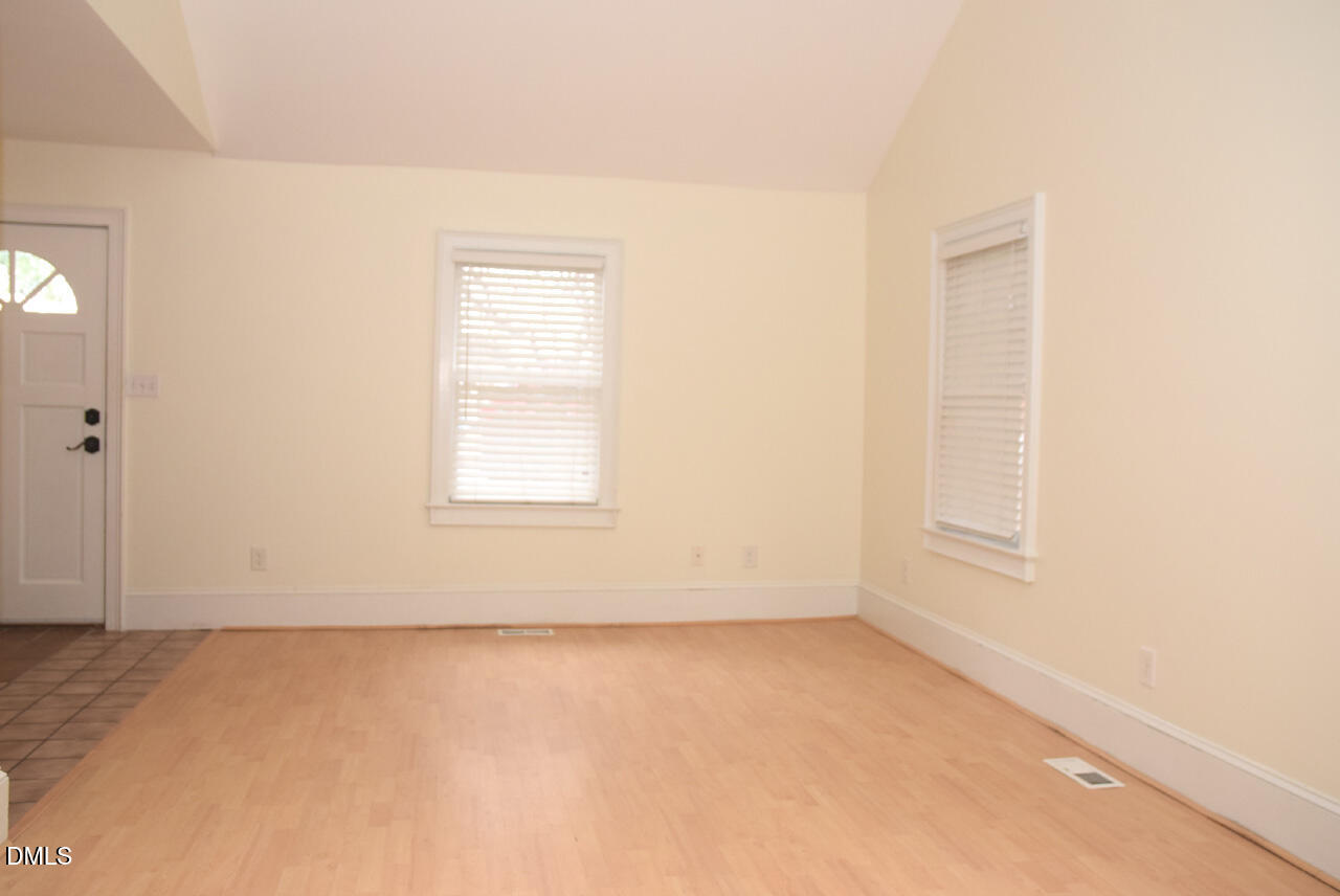 1321 Dale Street Raleigh, NC 27605 - Photo 10 of 24 Living Room