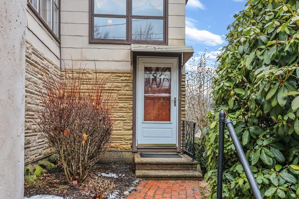 460 Amesbury Road Haverhill, MA 01830 - Photo 3 of 31 Gallery Image 3