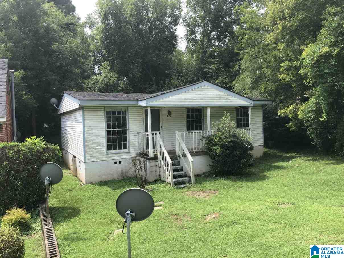 417 64th Street Fairfield, AL 35064 - Photo 2 of 10