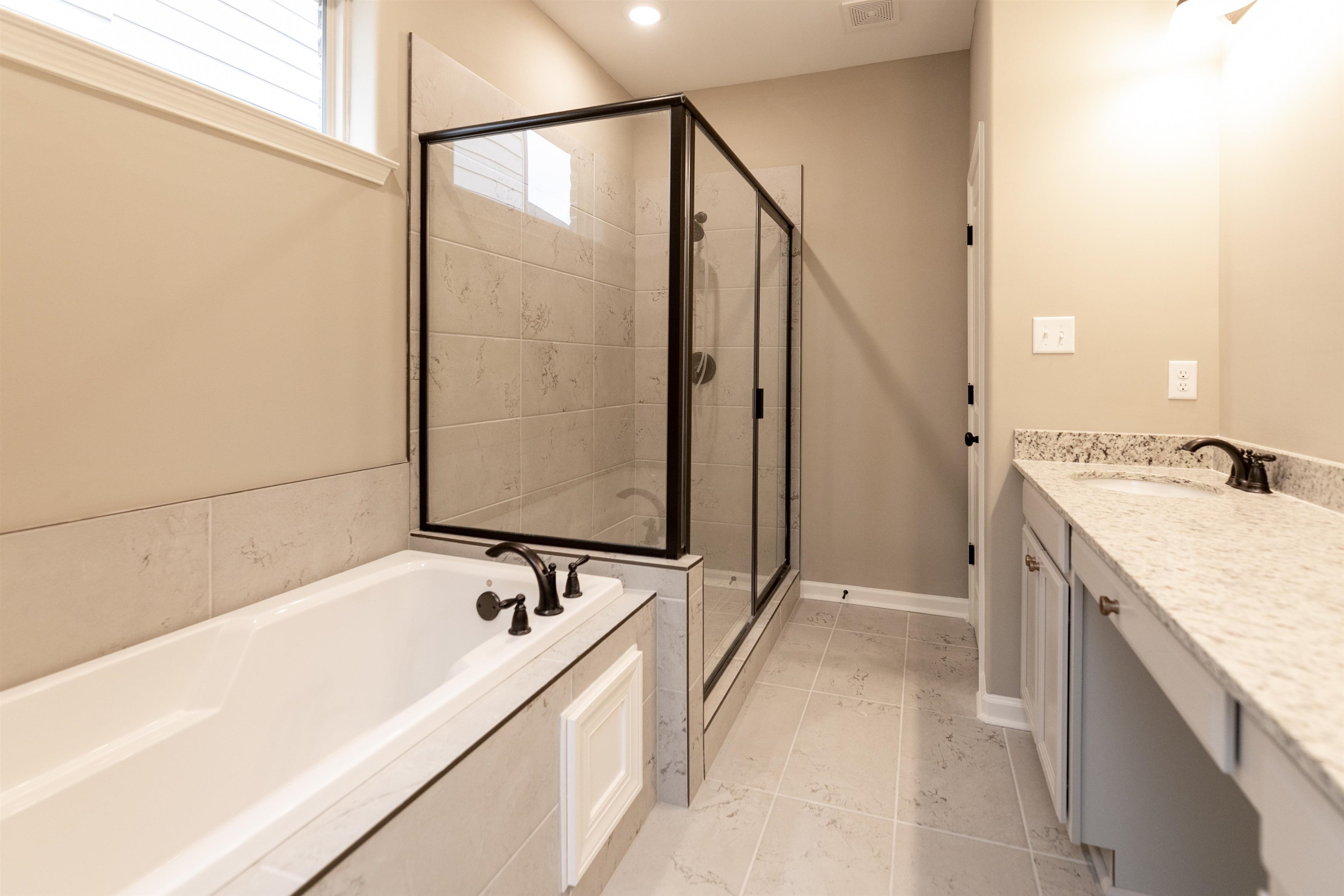 10163 Macon Road Cordova, TN 38018 - Photo 12 of 19 Gallery Image 12