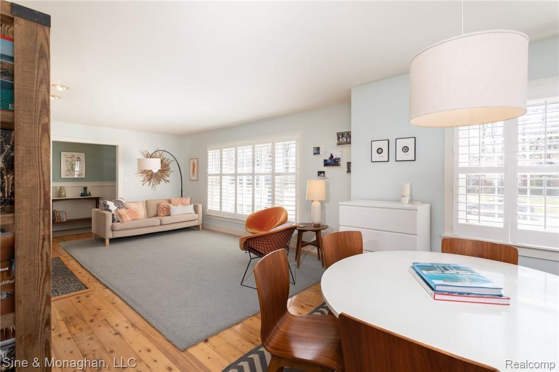 304 Lothrop Road Grosse Pointe, MI 48236 - Photo 9 of 36 9.jpg