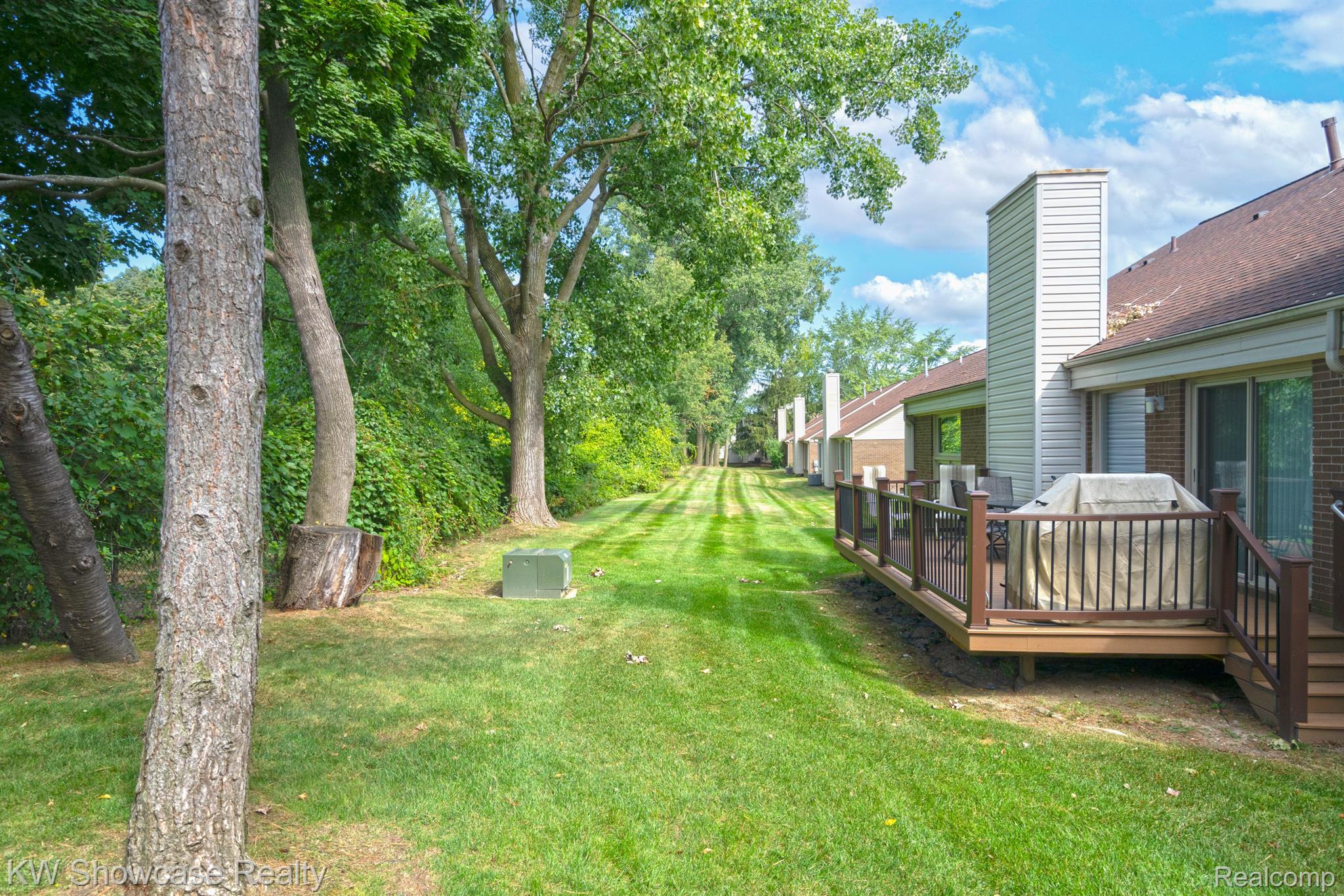 5252 Simpson Lake Road West Bloomfield, MI 48323 - Photo 47 of 55 Gallery Image 47
