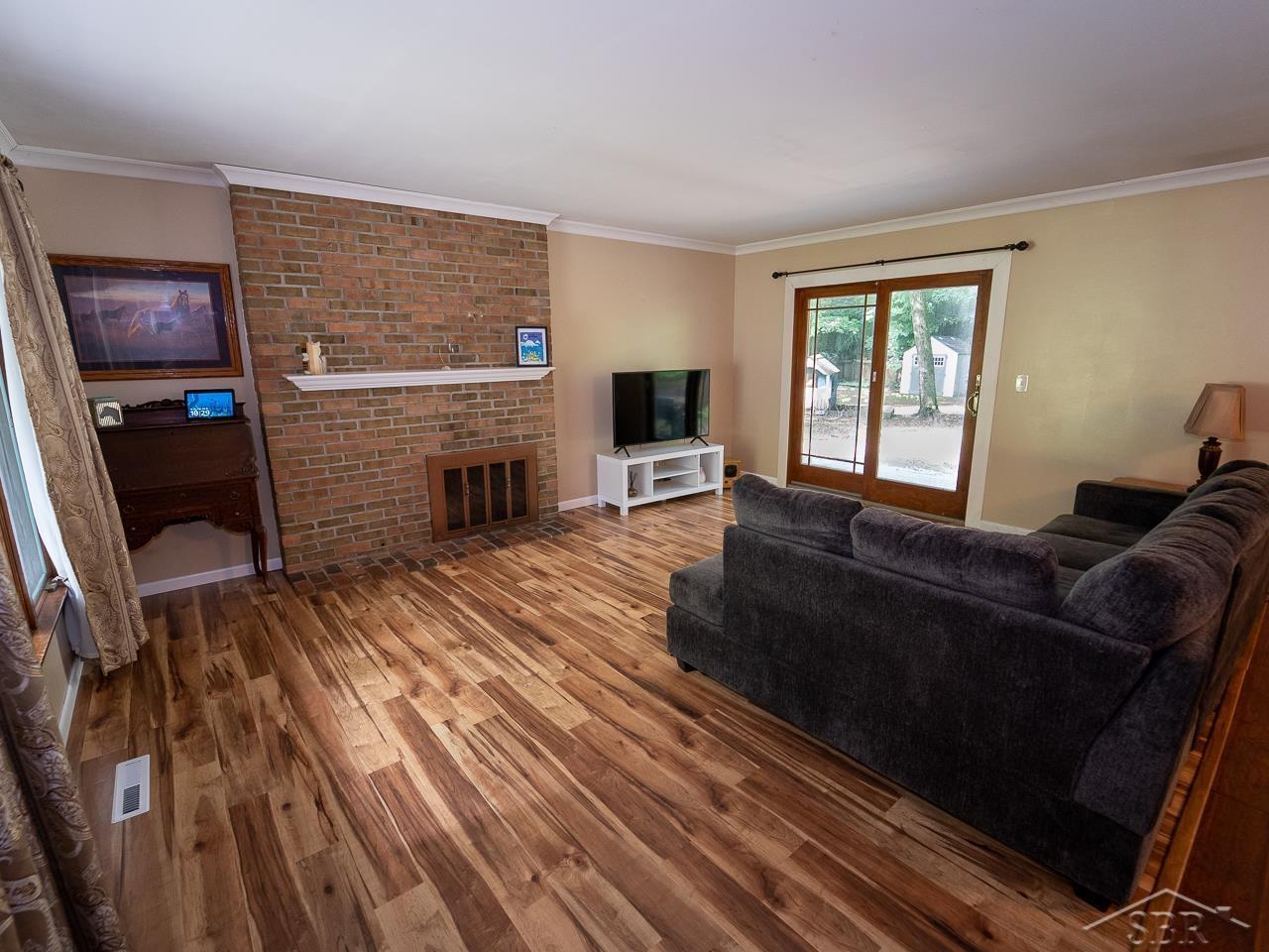 5813 Perrine Road Midland, MI 48640 - Photo 12 of 55 50088748-11.JPG