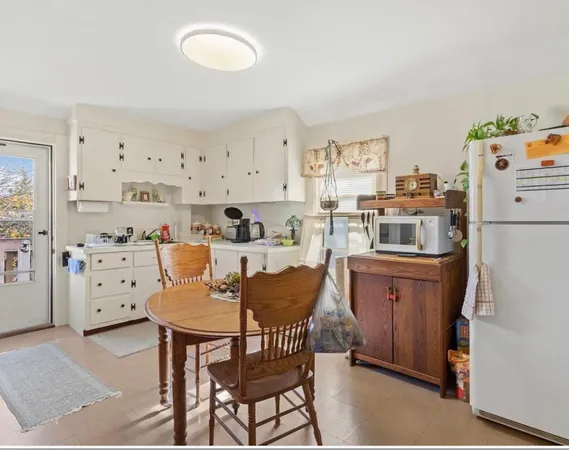 $599,500 | 227 Laval Street, Manchester, NH 03102