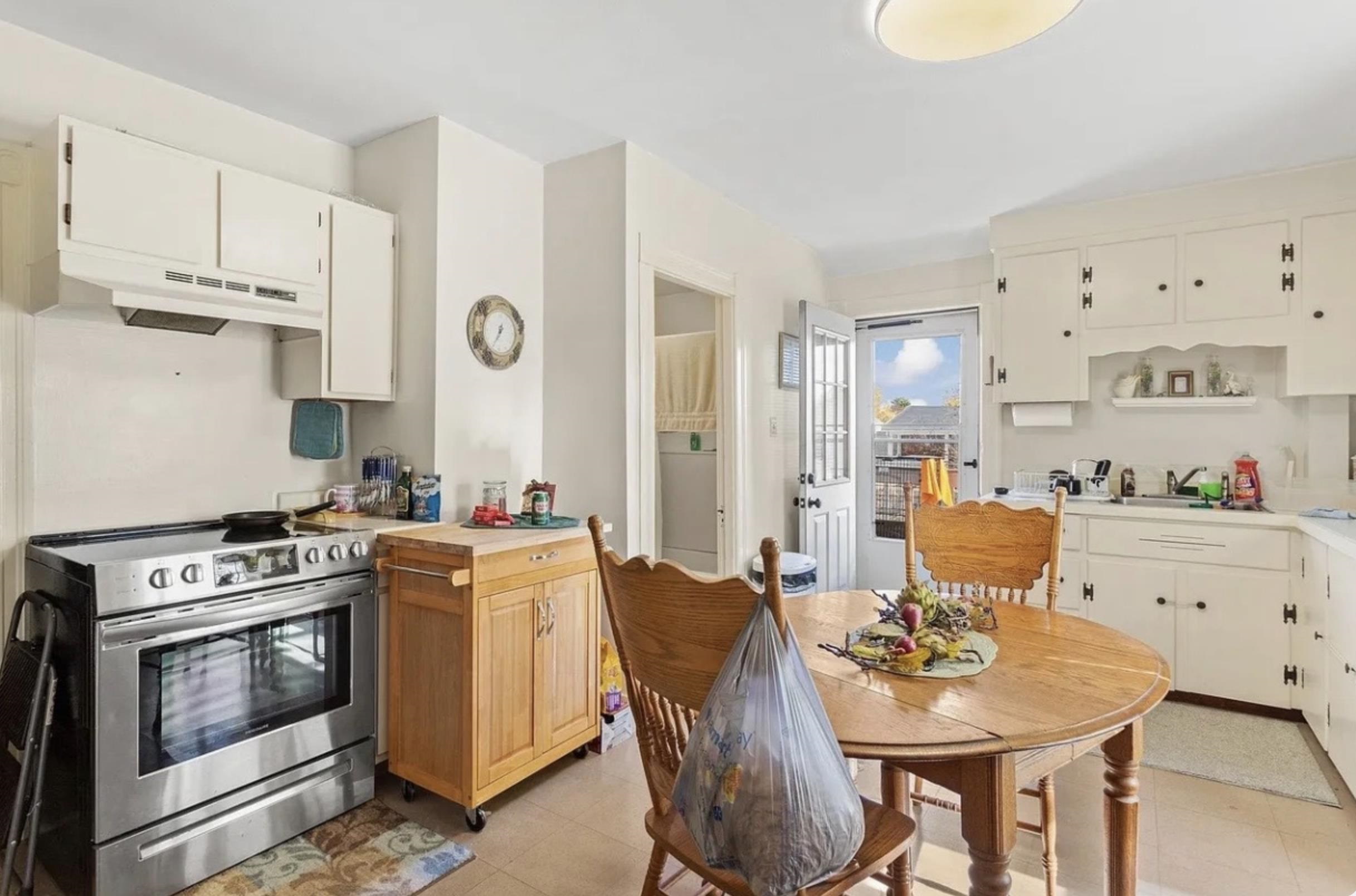 227 Laval Street Manchester, NH 03102 - Photo 13 of 15