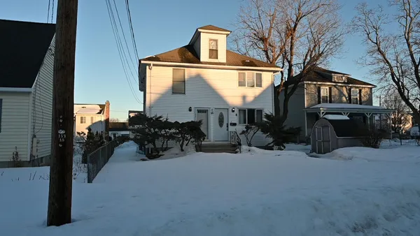 $599,500 | 227 Laval Street, Manchester, NH 03102