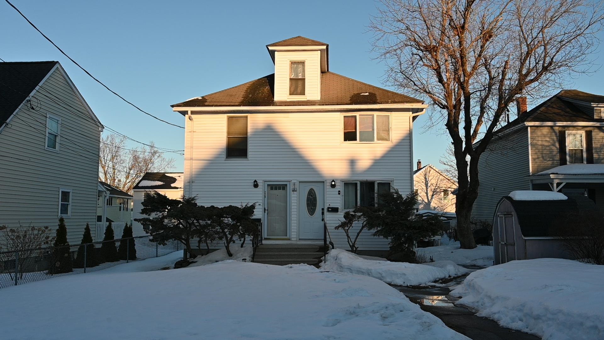 227 Laval Street Manchester, NH 03102 - Photo 3 of 15