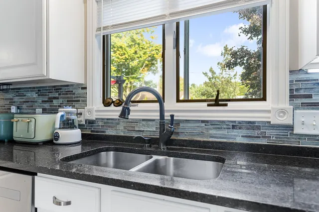 $434,000 | 1785 Meadow Grove Place, St. Joseph, MI 49085