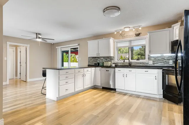 $434,000 | 1785 Meadow Grove Place, St. Joseph, MI 49085