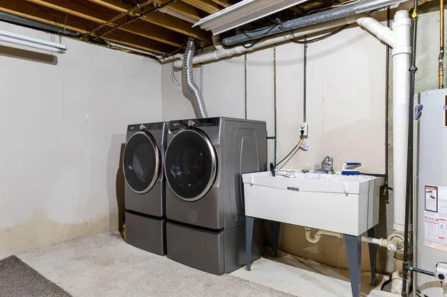 $434,000 | 1785 Meadow Grove Place, St. Joseph, MI 49085