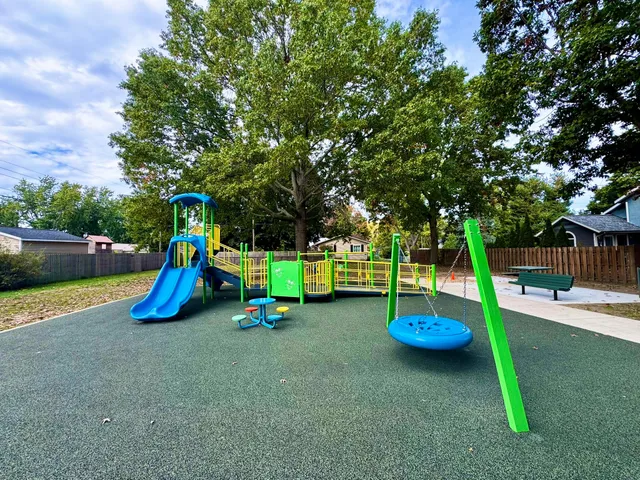 $434,000 | 1785 Meadow Grove Place, St. Joseph, MI 49085