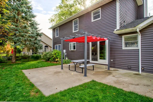 $434,000 | 1785 Meadow Grove Place, St. Joseph, MI 49085