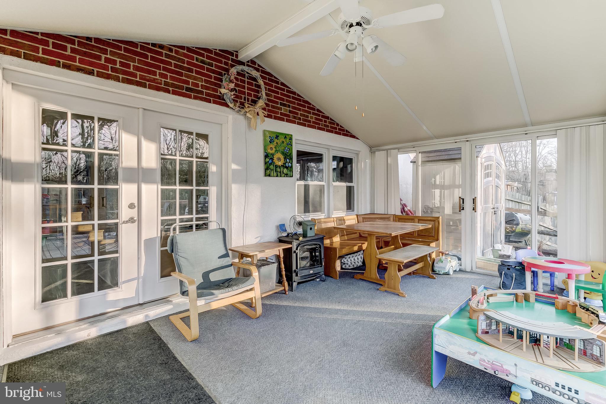 9502 Buckhorn Road Baltimore, MD 21234 - Photo 31 of 39 Sun Room -