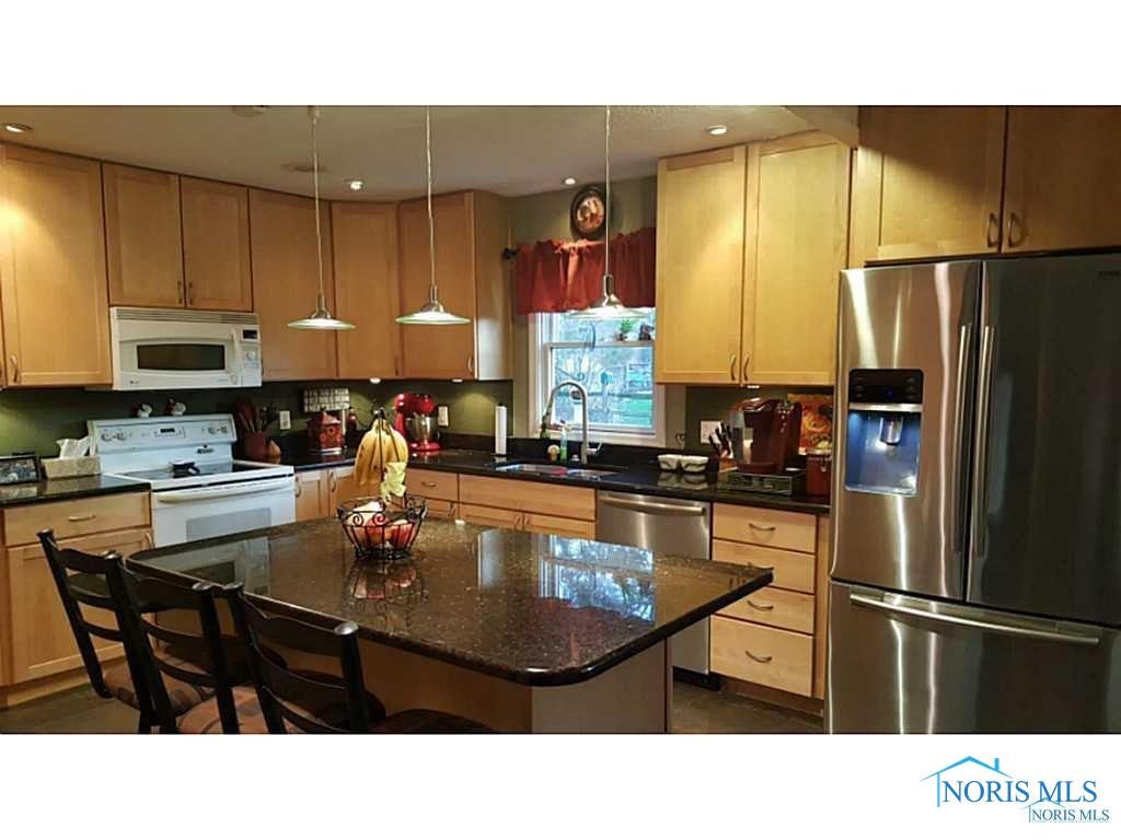 1624 Fallbrook Road Toledo, OH 43614 - Photo 2 of 14 Gallery Image 2
