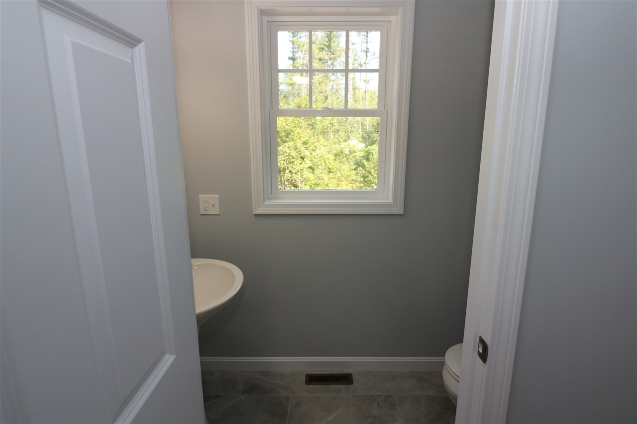 19 French Road, Unit 103 Epping, NH 03042 - Photo 12 of 40