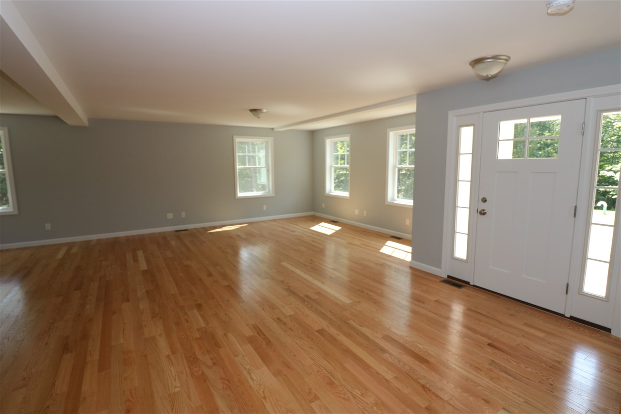 19 French Road, Unit 103 Epping, NH 03042 - Photo 15 of 40