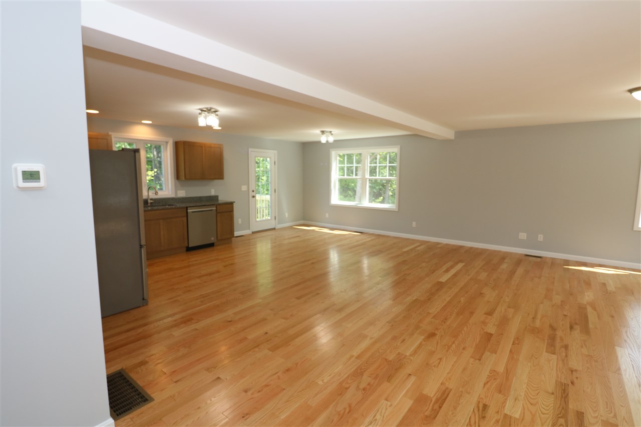 19 French Road, Unit 103 Epping, NH 03042 - Photo 20 of 40