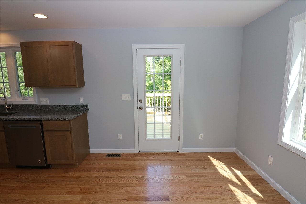 19 French Road, Unit 103 Epping, NH 03042 - Photo 22 of 40
