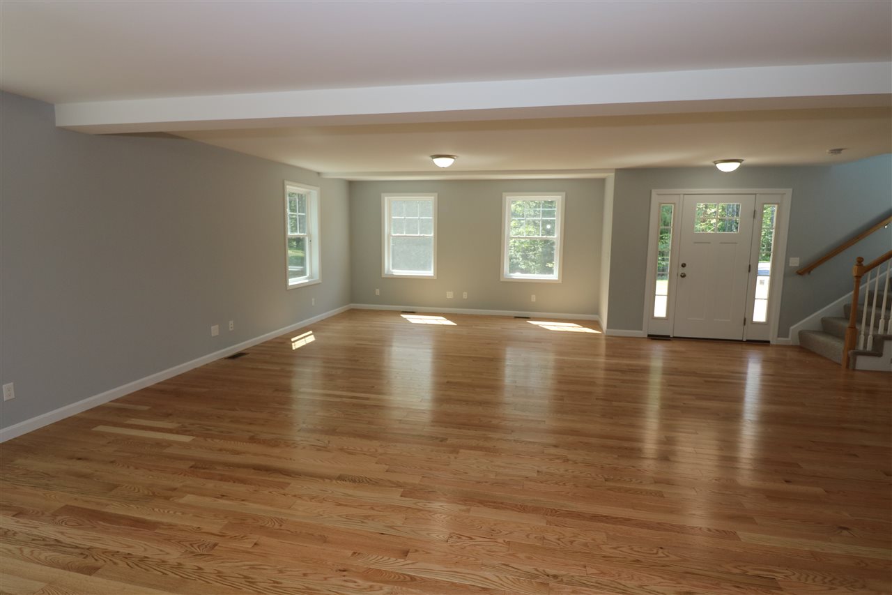 19 French Road, Unit 103 Epping, NH 03042 - Photo 23 of 40