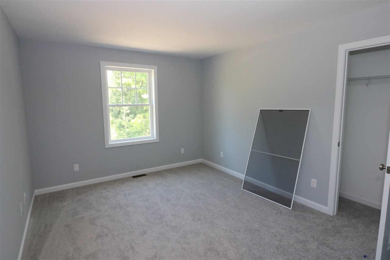 19 French Road, Unit 103 Epping, NH 03042 - Photo 30 of 40