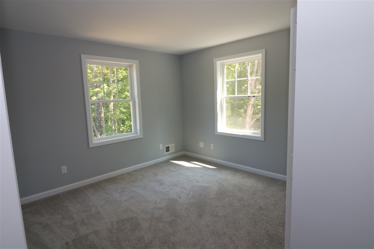 19 French Road, Unit 103 Epping, NH 03042 - Photo 35 of 40