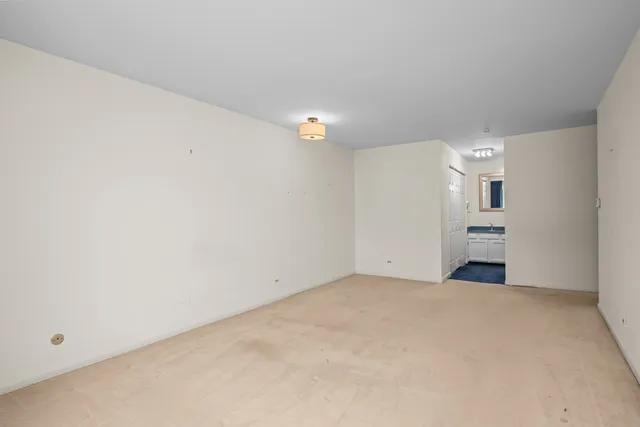 $525,000 | 1280 Rudolph Drive, Unit 1F, Northbrook, IL 60062