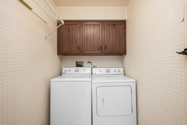 $525,000 | 1280 Rudolph Drive, Unit 1F, Northbrook, IL 60062