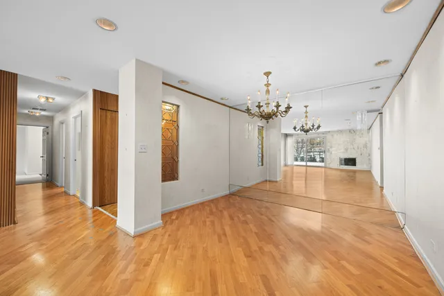 $525,000 | 1280 Rudolph Drive, Unit 1F, Northbrook, IL 60062