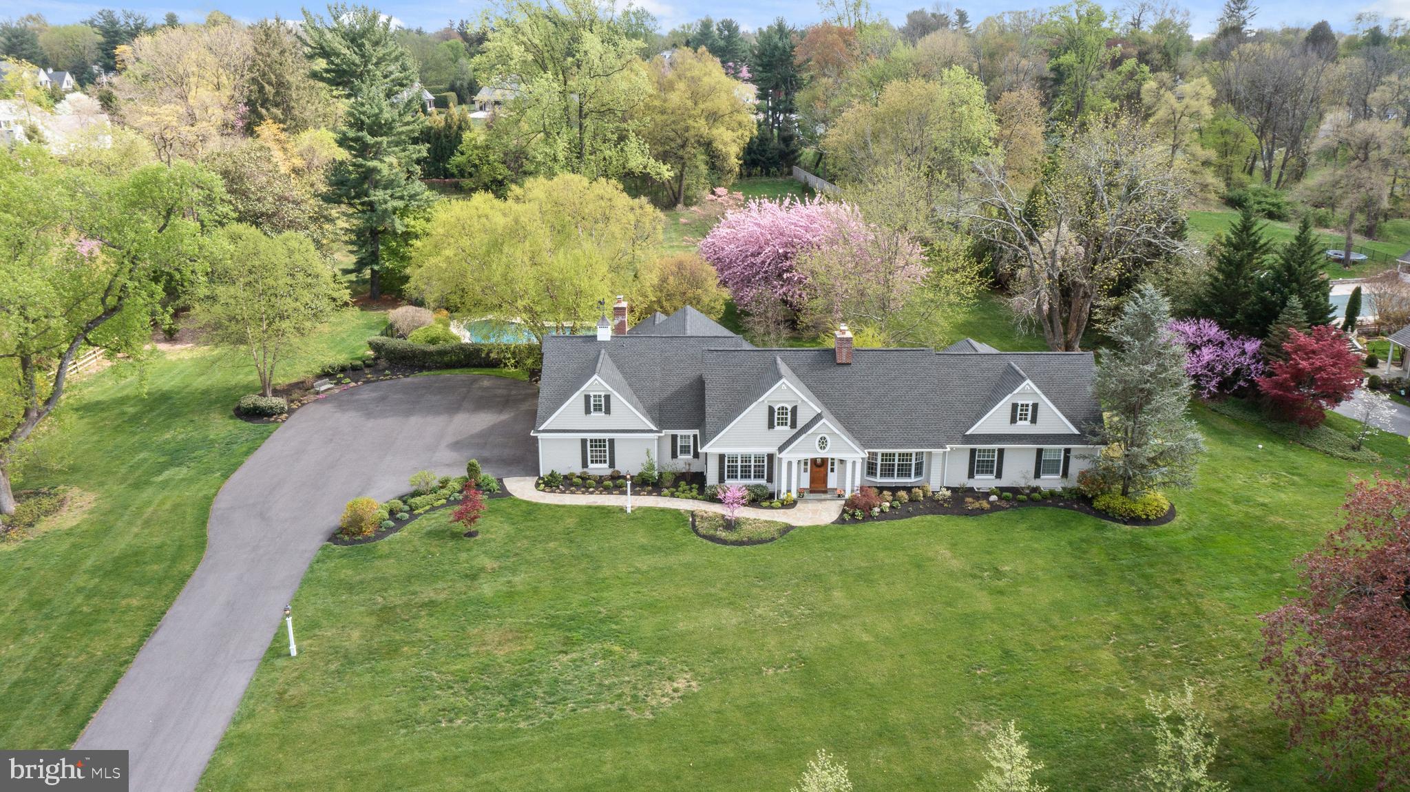 654 Andover Road Newtown Square, PA 19073 - Photo 2 of 47