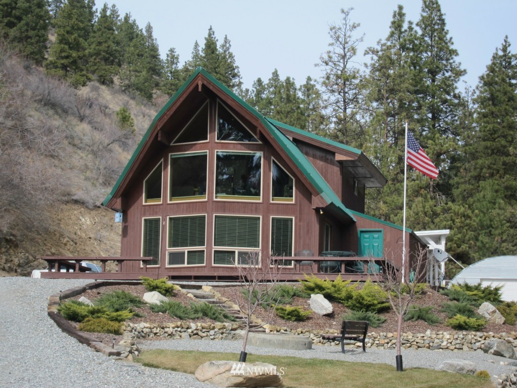 739 Cagle Gulch Road Chelan, WA 98816 - Photo 1 of 18 Gallery Image 1