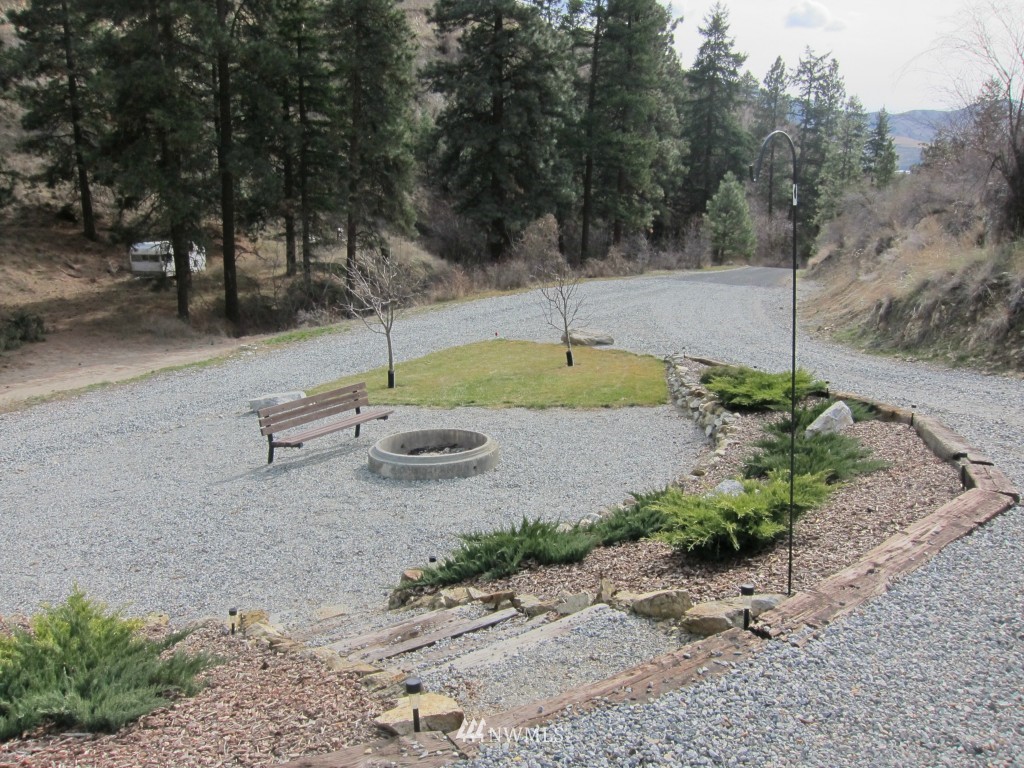 739 Cagle Gulch Road Chelan, WA 98816 - Photo 17 of 18 Gallery Image 17
