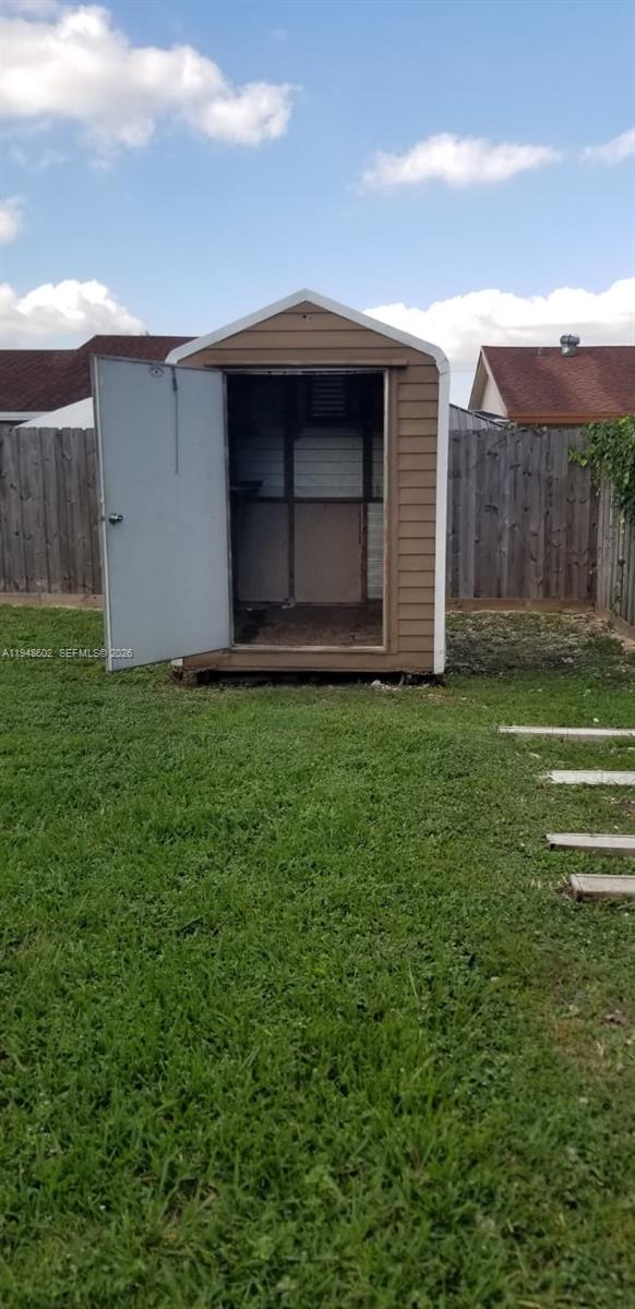 16239 Southwest 305th Street Homestead, FL 33033 - Photo 8 of 41