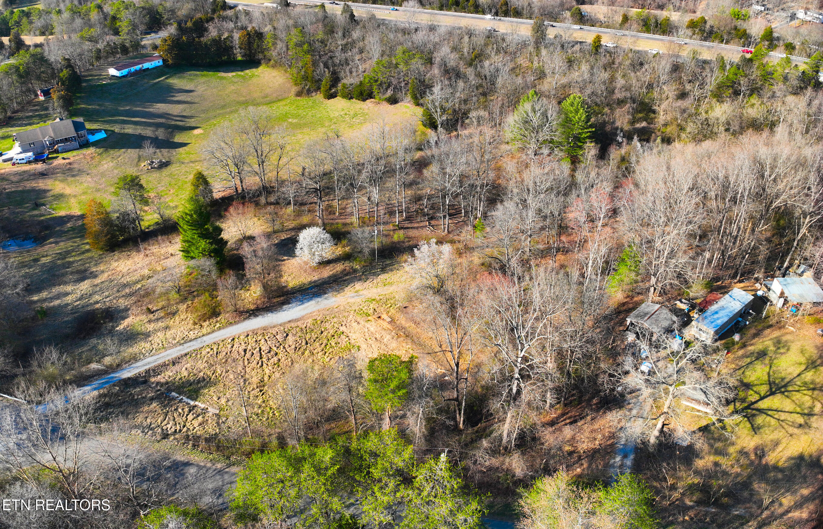 612 Peach Orchard Road Clinton, TN 37716 - Photo 12 of 18 IMG_3260