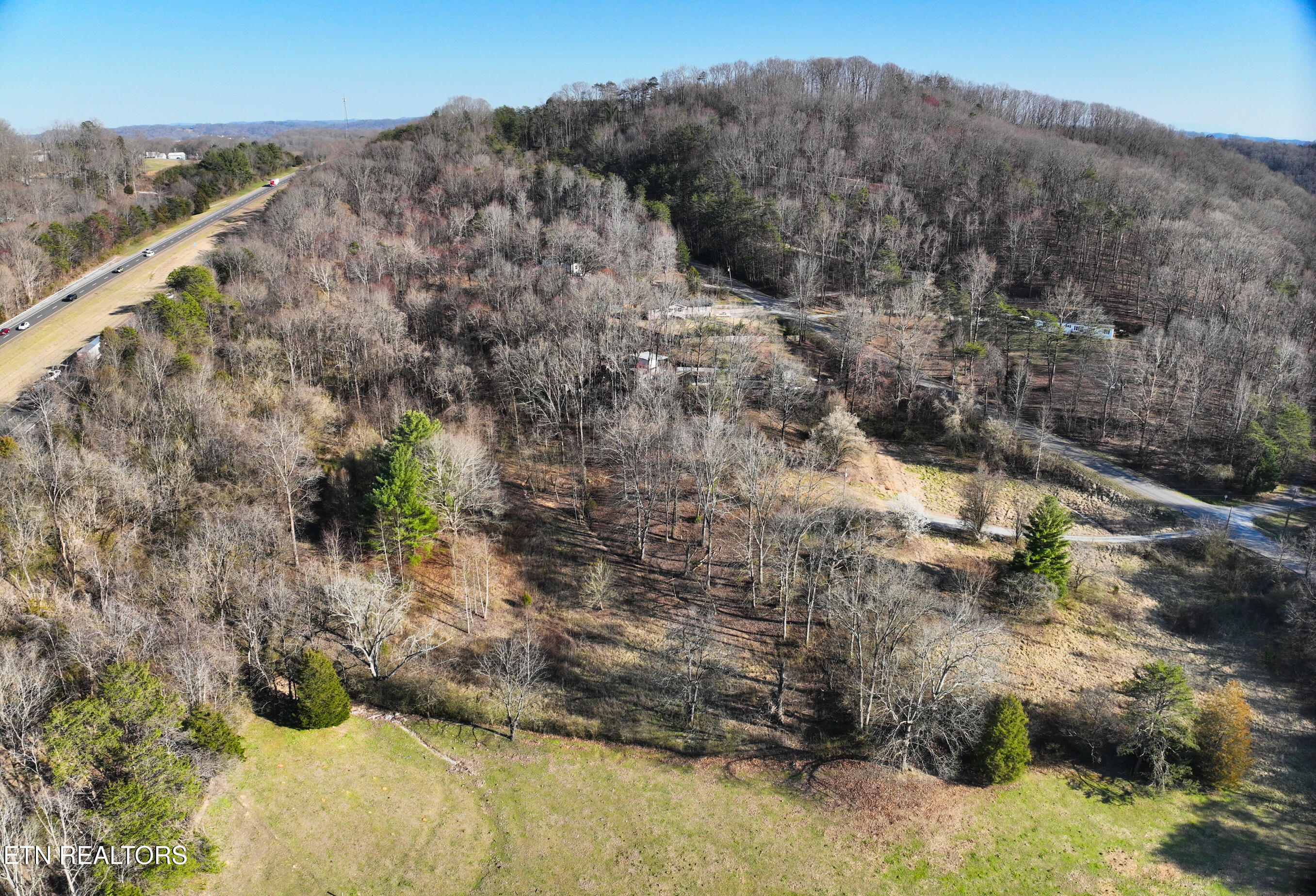 612 Peach Orchard Road Clinton, TN 37716 - Photo 9 of 18 IMG_3255