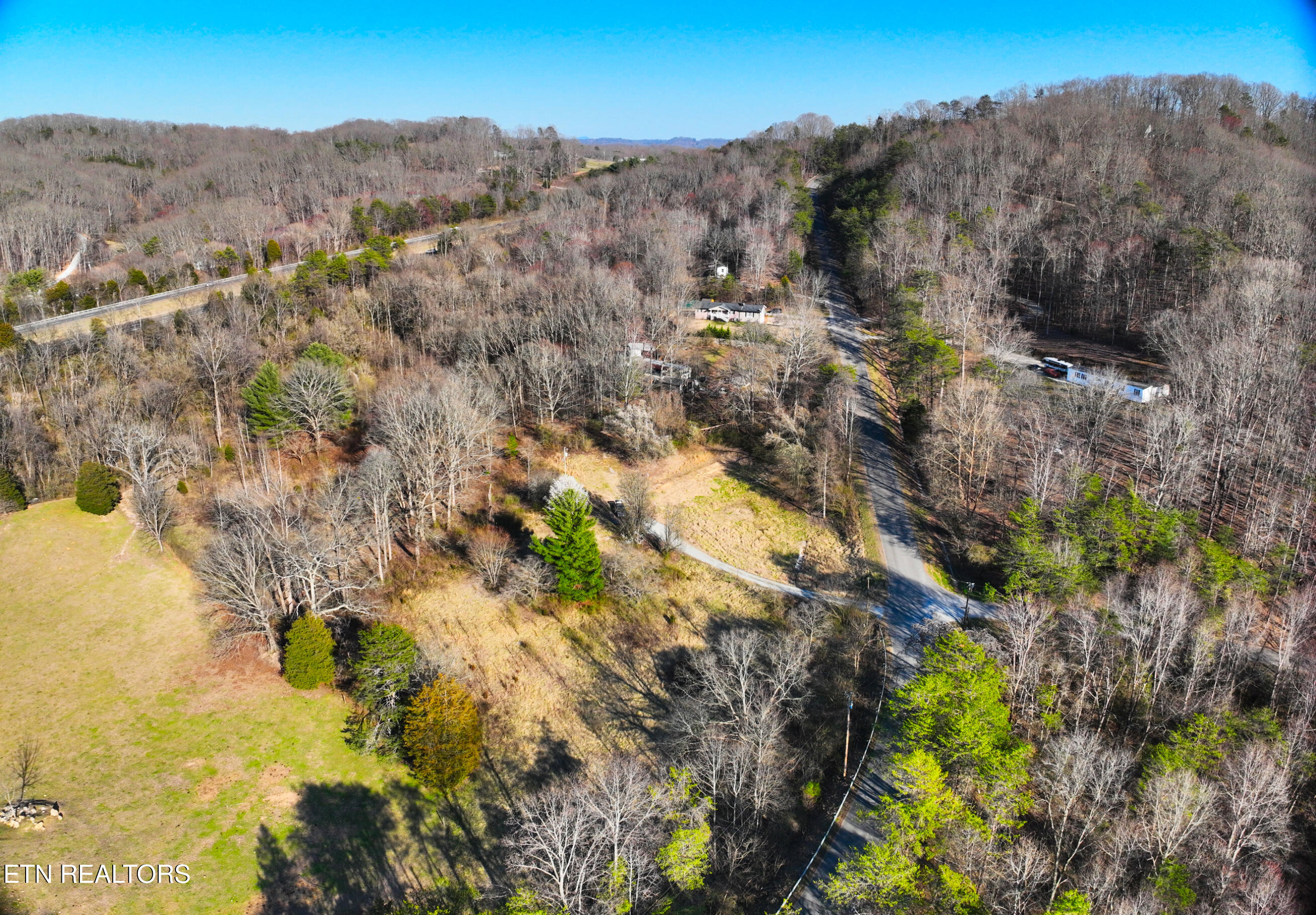 612 Peach Orchard Road Clinton, TN 37716 - Photo 10 of 18 IMG_3257