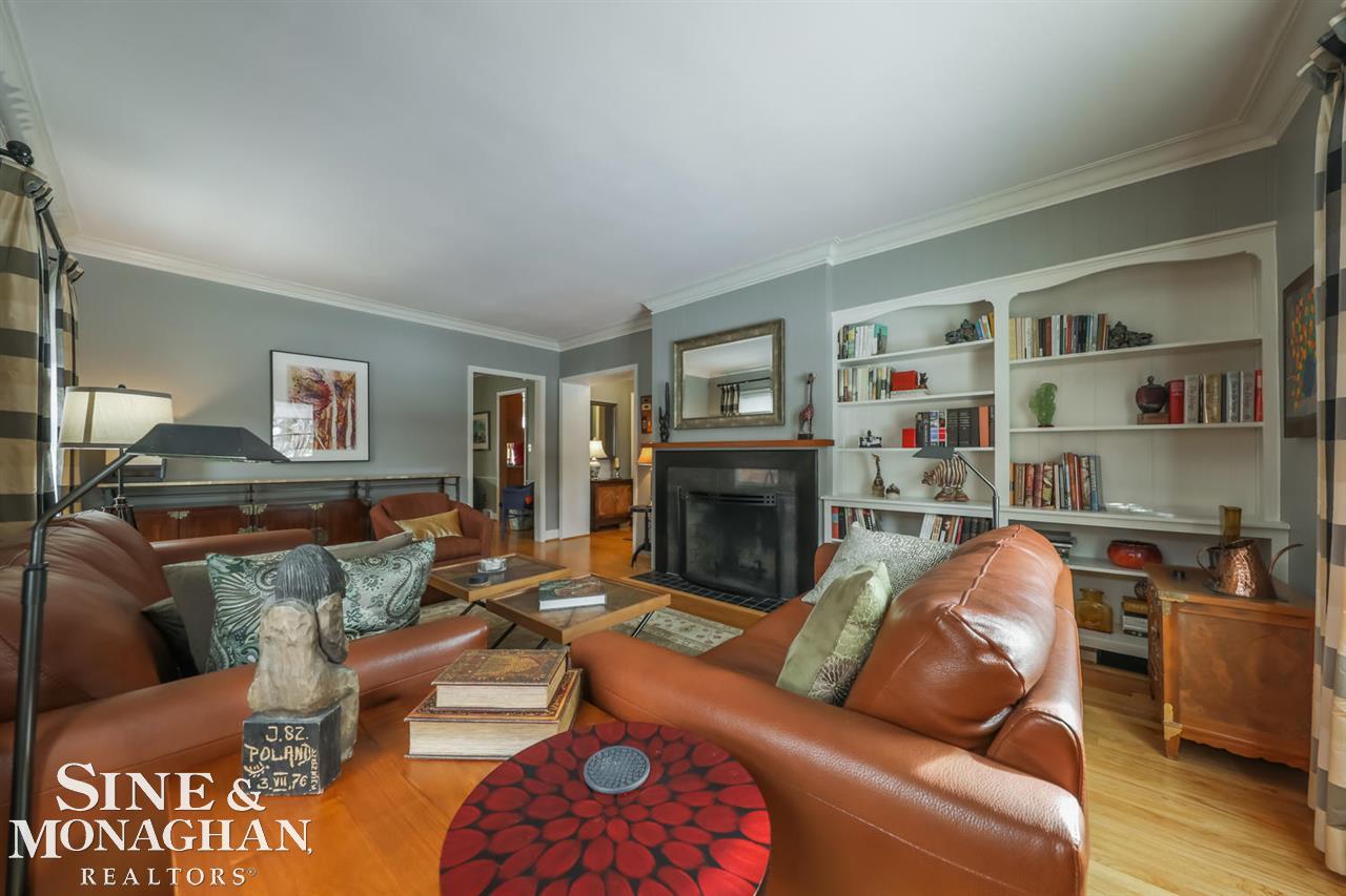 318 Fisher Road Grosse Pointe Farms, MI 48230 - Photo 10 of 43